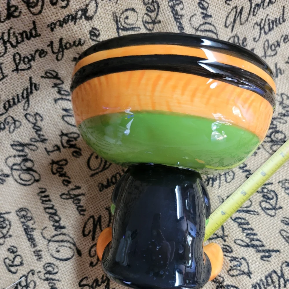 Halloween decorations candy dish & candelabra